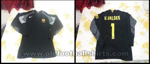 Barcelona Goalkeeper football shirt 2005 - 2006