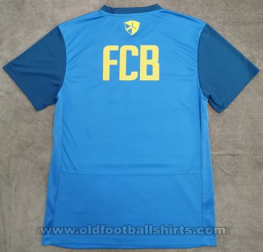 Barcelona Training/Leisure football shirt 2011 - 2012