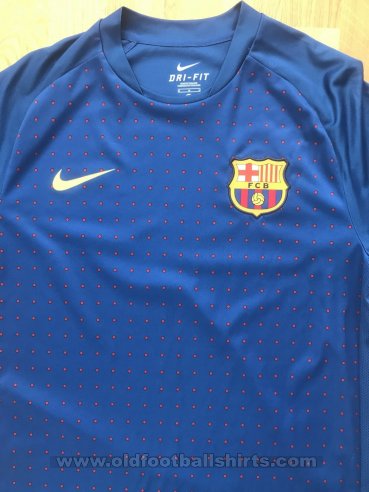 Barcelona Training/Leisure football shirt (unknown year)