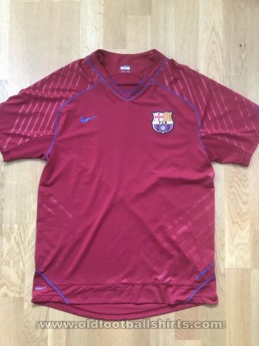 Barcelona Training/Leisure football shirt (unknown year)
