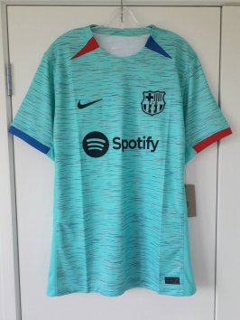 Barcelona Üçüncü futbol forması 2023 - 2024