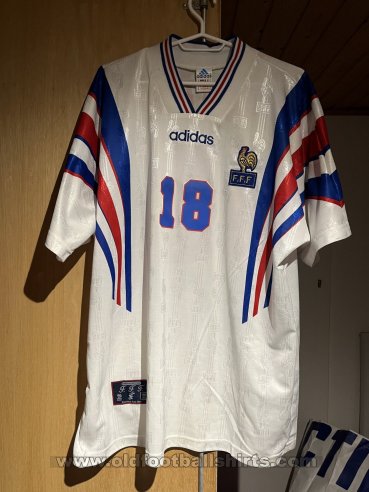 France Away football shirt 1996 - 1997