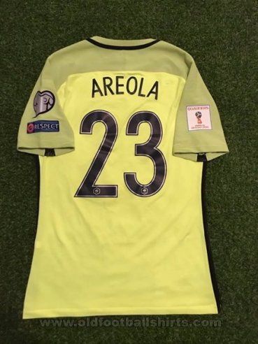 France Goalkeeper football shirt 2016 - 2017