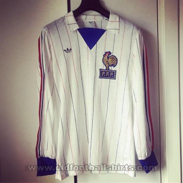 France Away football shirt 1980 - 1984