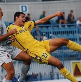 Obilic Home football shirt 2000 - 2001