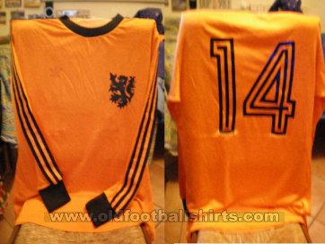 Netherlands Home football shirt 1976 - 1977