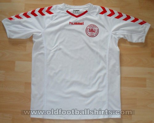 Denmark Away football shirt 2003 - 2004