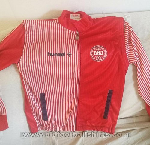 Denmark Latihan/luangan baju bolasepak 1986 - 1987