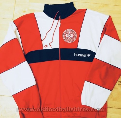 Denmark Training/Leisure football shirt 1987 - 1988