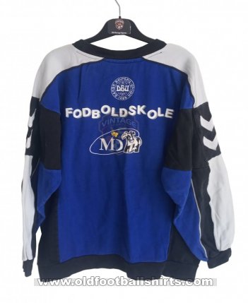Denmark Training/Leisure football shirt (unknown year)