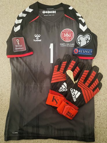 Denmark Goalkeeper football shirt 2020 - 2021