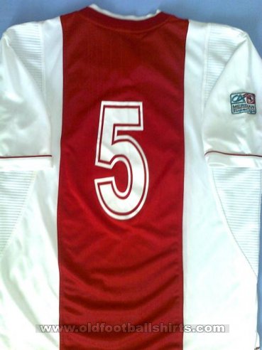 Voždovac Home football shirt 2006 - 2007