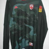 Away football shirt (unknown year)