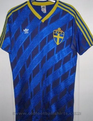 Sweden Away football shirt 1988 - 1991