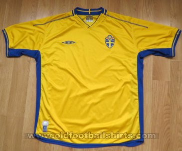 Sweden Home football shirt 2003 - 2005