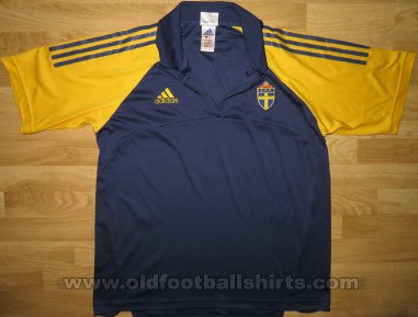 Sweden Unknown shirt type 2002 - ?
