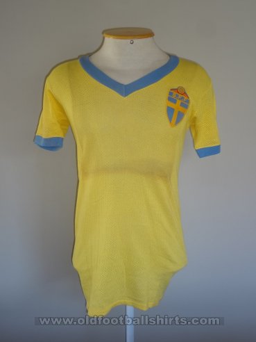 Sweden Home football shirt 1970
