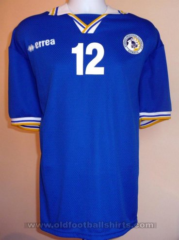 Cyprus Home Fußball-Trikots 2000 - 2002