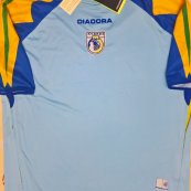 Terceira camisa de futebol 2006 - 2008