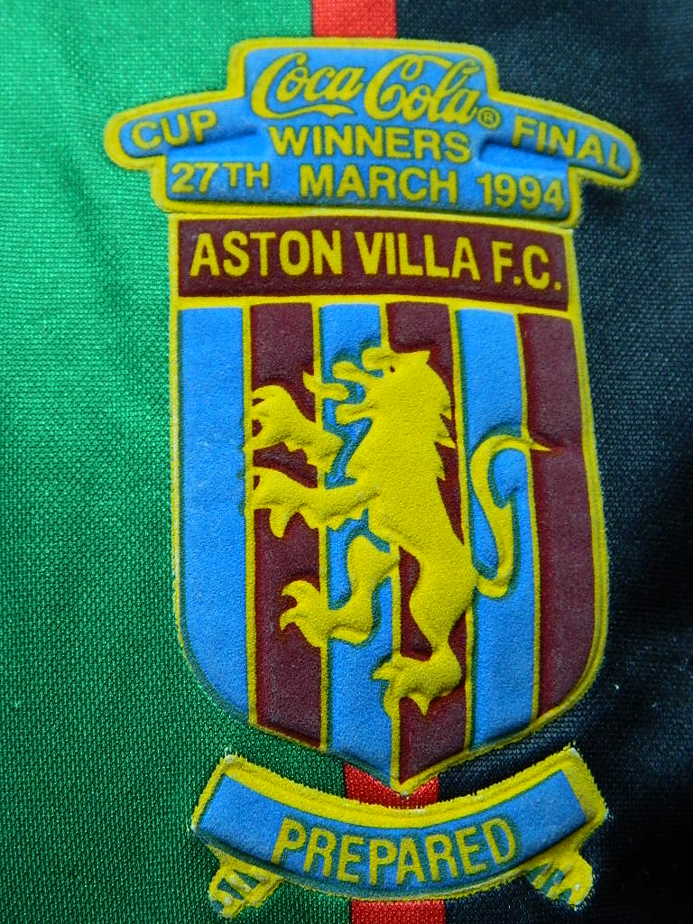 Maillot extérieur d'Aston Villa 1993/95 - FC RetroFashion