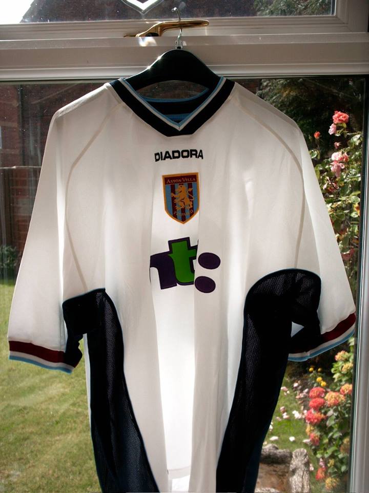 Maillot De Football Aston Villa FC - 3ème Kit 2000/2001, Diadora, Taille LB (Jeunesse)