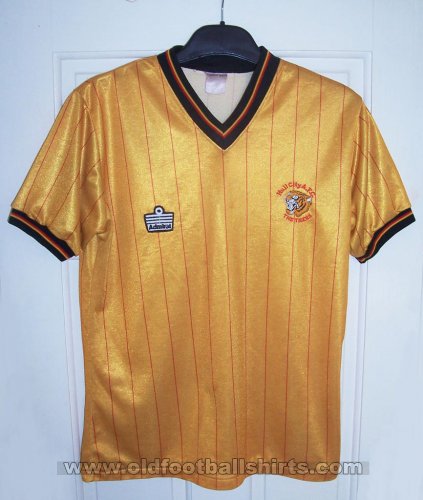 Hull City Home football shirt 1982 - 1984
