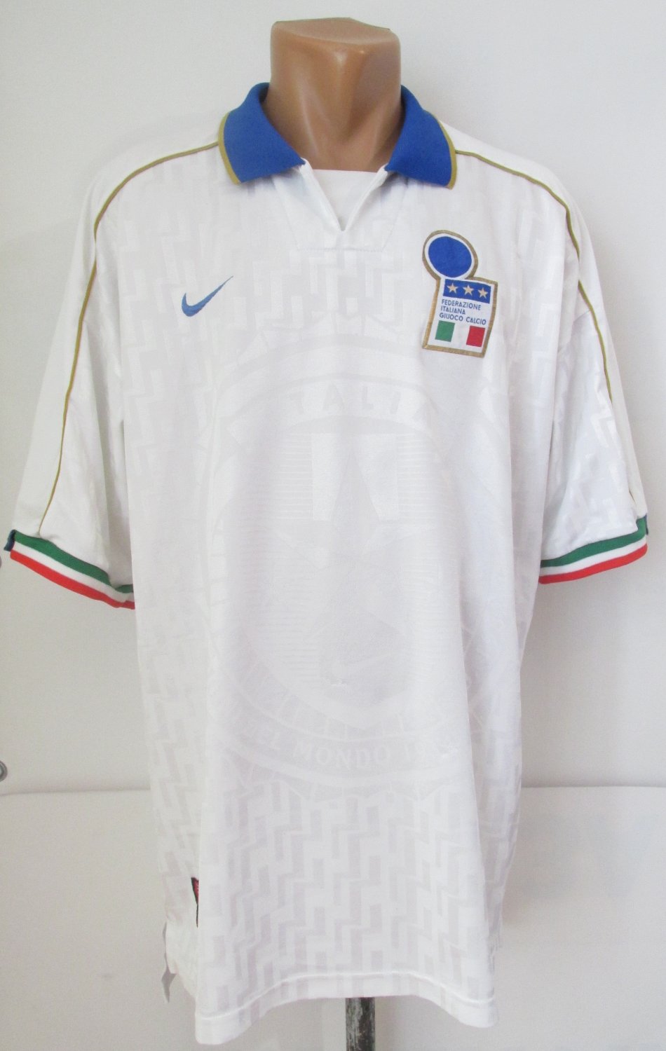 Italy Maglia da trasferta maglia di calcio 1995 - 1996.