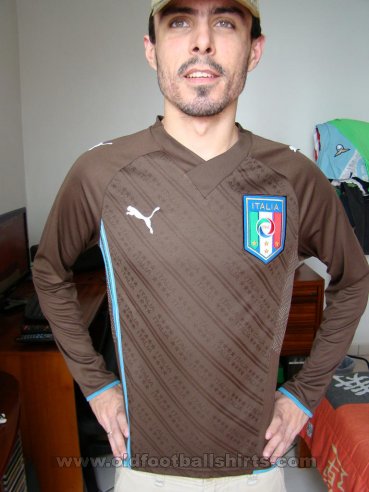 Italy Goalkeeper football shirt 2009