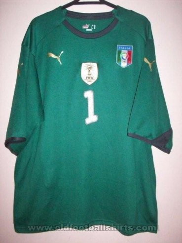 Italy Goalkeeper football shirt 2008 - 2011