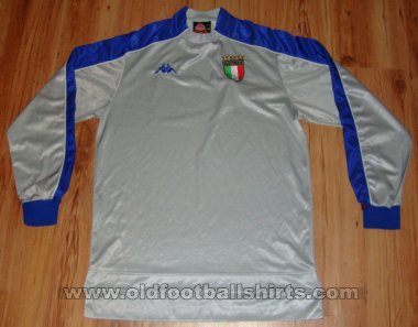 Italy Goalkeeper football shirt 1999