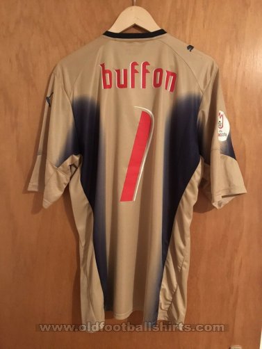 Italy Goalkeeper football shirt 2005 - 2006
