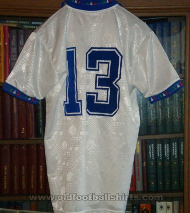 Italy Away football shirt 1994 - 1995