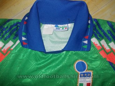 Italy Goalkeeper football shirt 1994