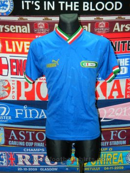 Italy Training/Leisure football shirt (unknown year)