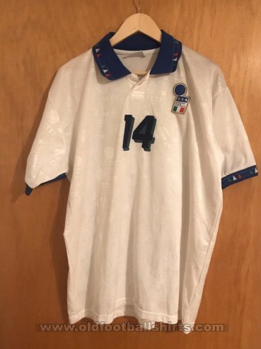 Italy Away football shirt 1994 - 1995
