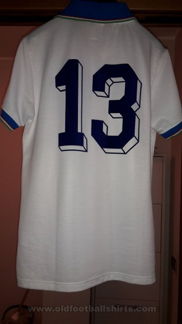 Italy Away football shirt 1983 - 1984