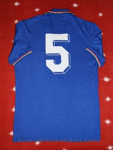 Italy Home football shirt 1985
