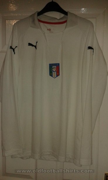 Italy Away football shirt 2004 - ?