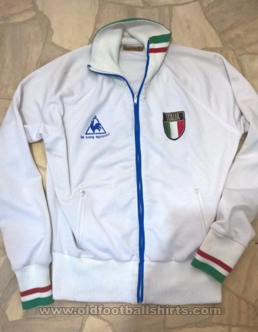 Italy Training/Leisure football shirt 1982 - ?