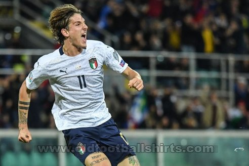 Italy Away football shirt 2020 - 2021