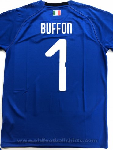 Italy Goalkeeper football shirt 2018