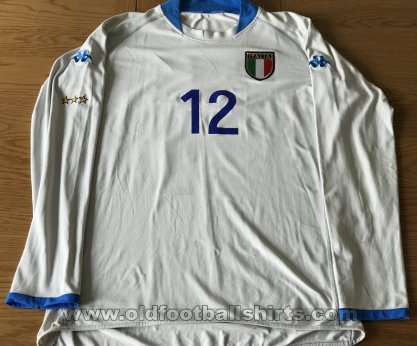 Italy Goalkeeper football shirt 2001 - 2003