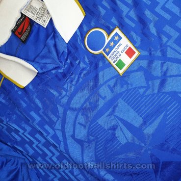 Italy Home football shirt 1995 - 1996