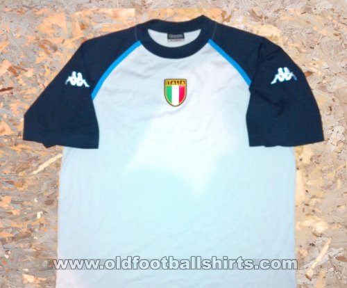 Italy Training/Leisure football shirt (unknown year)