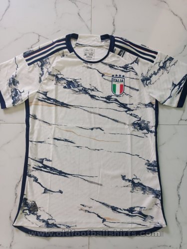 Italy Away football shirt 2023 - 2024