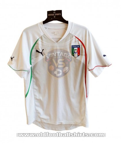 Italy Training/Leisure football shirt 2010
