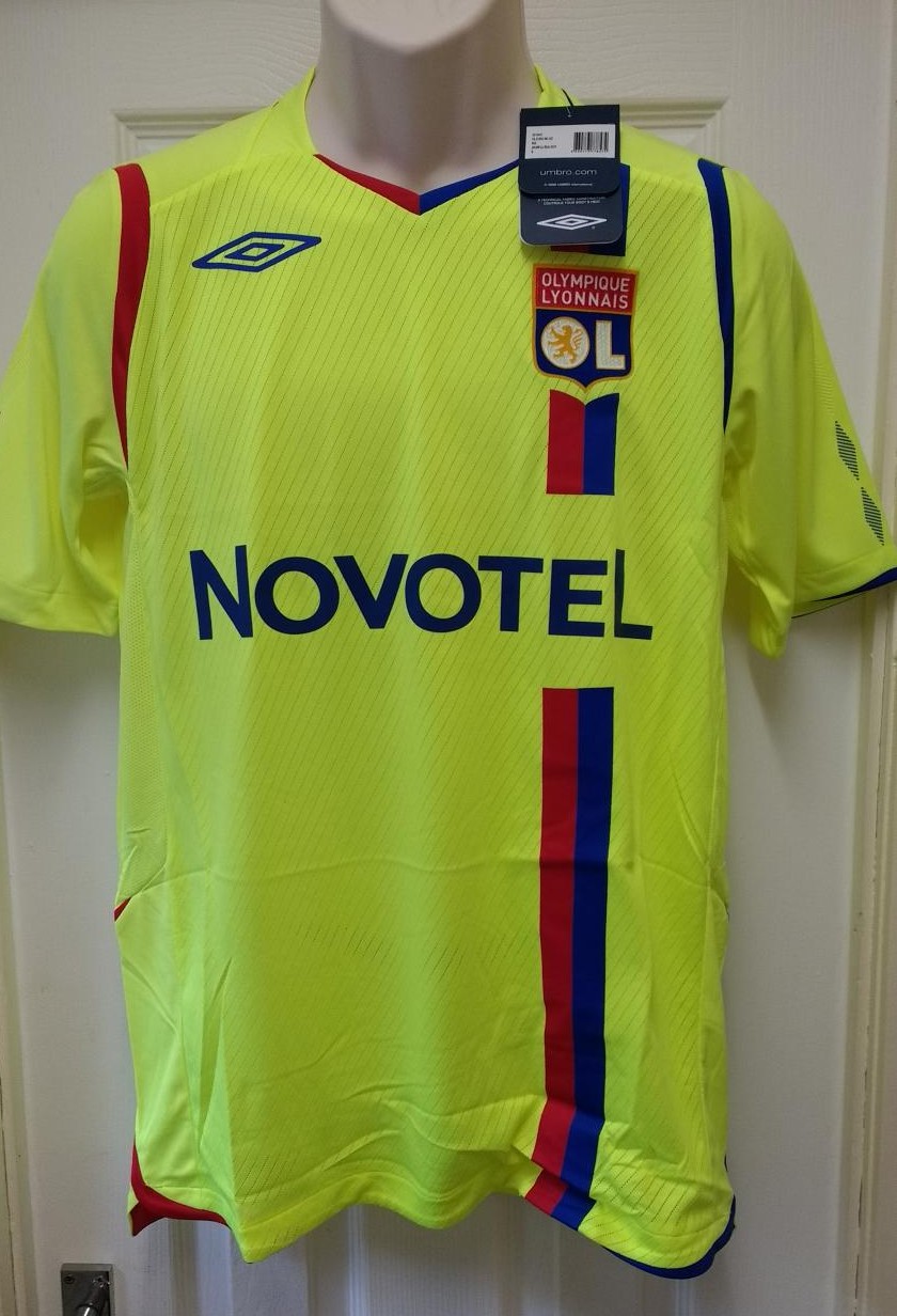 Maillot Olympique Lyonnais Third Vintage 2008-2009 – Umbro Taille XL (état Très Moyen)