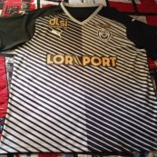 Away football shirt 2021 - 2022