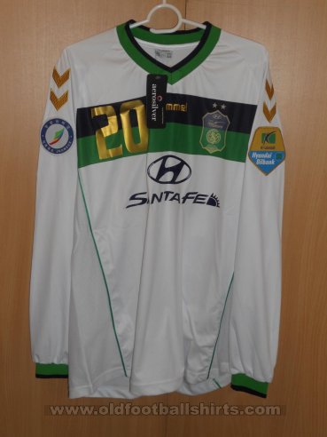 Jeonbuk Hyundai Motors Away football shirt 2012