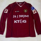 Home football shirt 2007 - 2008
